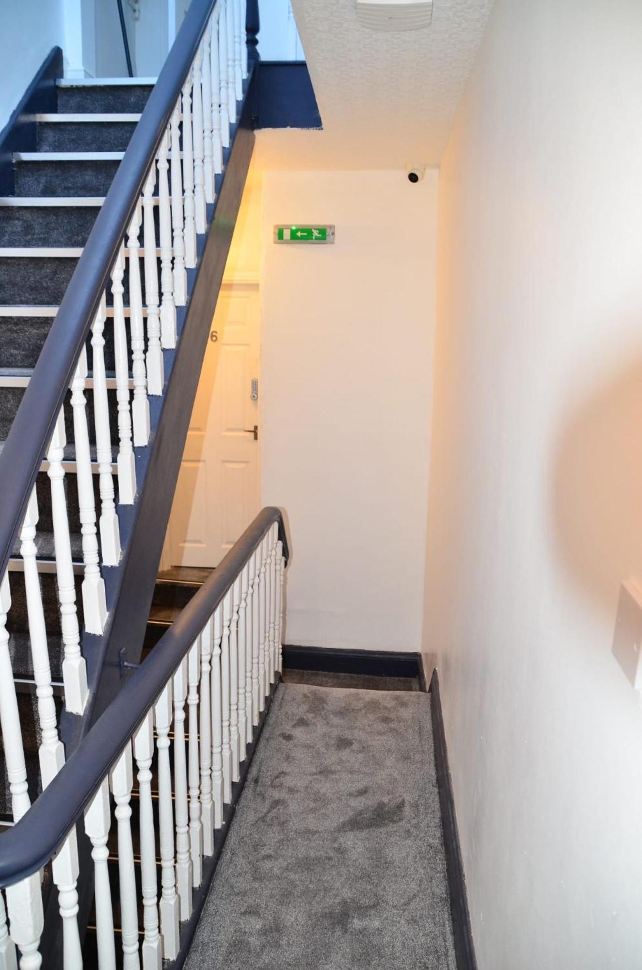Blok 3 -Jacuzzi Suites, Apartment & Ensuite Rooms ブラックプール エクステリア 写真