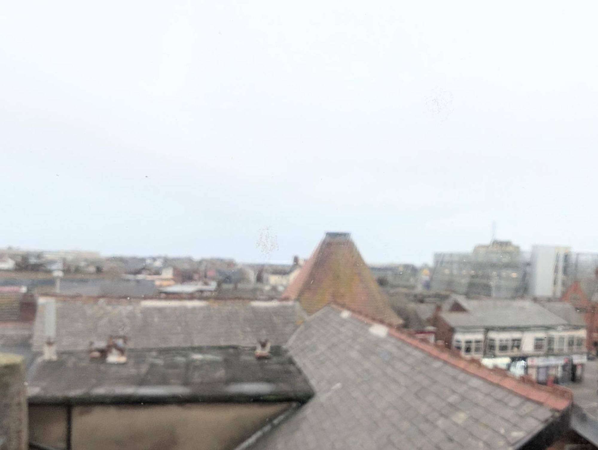 Blok 3 -Jacuzzi Suites, Apartment & Ensuite Rooms ブラックプール エクステリア 写真